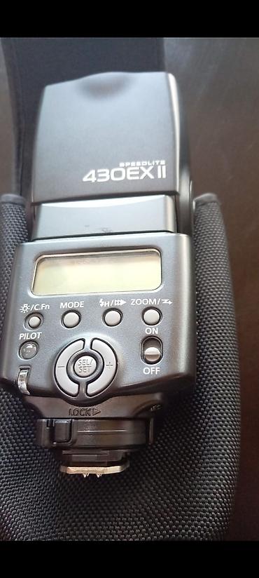 afon: Canon DSLR fotoaparat seti Komplekt: - Canon DSLR gövdə (yuxarı LCD — 2
