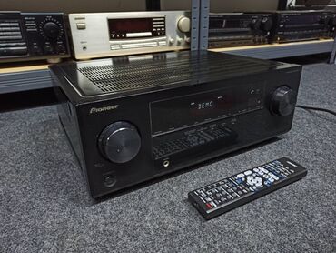 Pojačala i prijemnici: Pioneer VSX 322 sa novim daljinskim specifikacija Tuning range: FM — 7