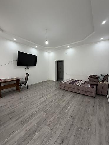 Продажа квартир: 3 комнаты, 90 м², 1 этаж — 11