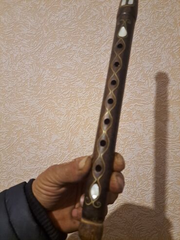 klarnet satilir: Qədimi nəfəsli musiqi aləti, yaşı 100 ilə yaxındır təcili satılır