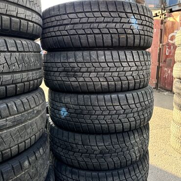 Шины: Шины 215 / 60 / R 16, Зима, Б/у, Комплект, Легковые, Япония, GoodYear