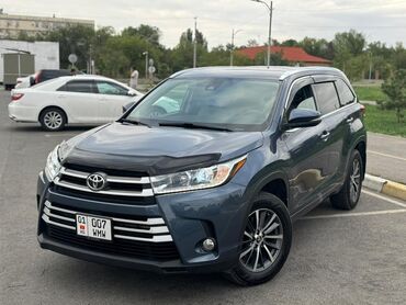 срочно в связи с переездом: Toyota Highlander: 2018 г., 3.5 л, Автомат, Бензин, Кроссовер