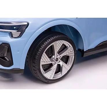 Dečiji električni automobili: Audi E-Tron Sportback – Plavi, auto na akumulator za decu — 16
