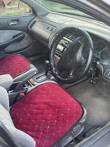 купить тойота cr v: Honda Accord: 1998 г., Автомат, Седан — 4