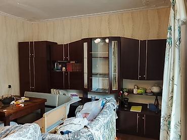 susə dolab: Qonaq otağı üçün bölməli mebel divarı - Rəng: tünd qəhvəyi (wenge — 3