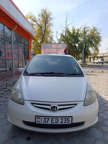 Honda: Honda Fit: 2006 г., 1.5 л, Вариатор, Бензин, Хэтчбэк