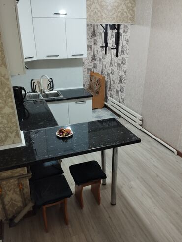 аренда помещения под кухню: 100 м², 4 комнаты, Свежий ремонт Кухонная мебель