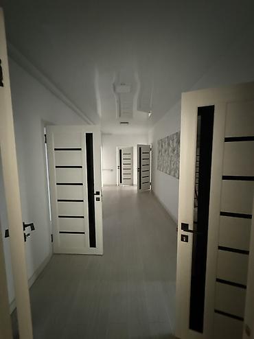офис аренды: Аренда офисов, 200 м², В частном доме, С отдельной кухней, С отдельным сан узлом — 10