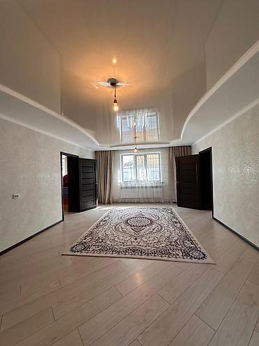 Продажа коттеджей и домов: 5 комнат, 240 м², 4 соток, Раздольное at lalafo.kg — 12 Продажа коттеджей и домов: 5 комнат, 240 м², 4 соток, Раздольное — 12