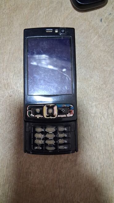 Nokia: Nokia C6, rəng - Qara, Sensor — 22