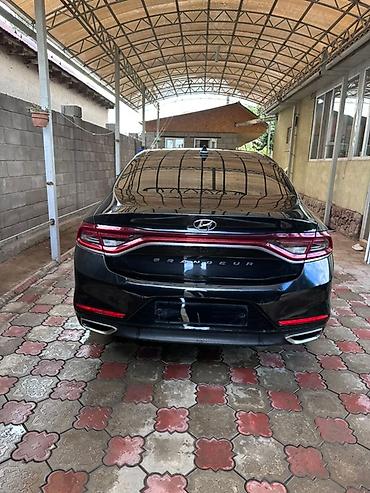 gra: Hyundai Grandeur: 2019 г., 2.4 л, Автомат, Бензин, Седан — 6