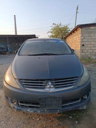 фольксваген новый кузов: Mitsubishi Grandis modeli, geniş daxili məkana və praktik istifadəyə