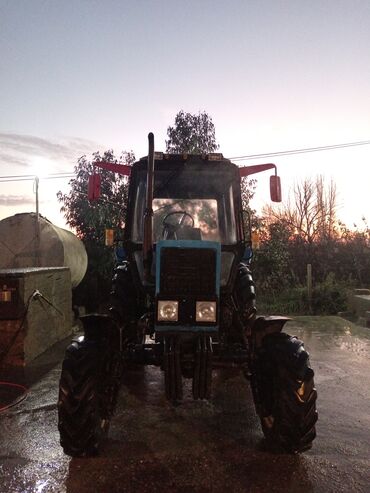 Traktorlar: Traktor Belarus (MTZ) 82.1, 2009 il, 82 at gücü, motor 8.2 l, İşlənmiş — 3