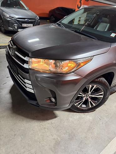bmv x3: Toyota Highlander: 2018 г., Автомат, Бензин, Кроссовер — 5