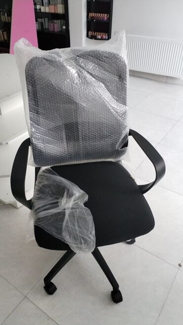 ağ tülpan qiyməti: Kreslo satilir Qiymet 100 man Yenidi işlənməyib. Resepşina uygun at lalafo.az ağ tülpan qiyməti: Kreslo satilir Qiymet 100 man Yenidi işlənməyib. Resepşina uygun