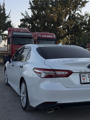 toyota гибрид: Toyota Camry: 2019 г., 2.5 л, Вариатор, Гибрид, Седан — 7