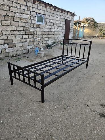 ucuz krafat: Metal çarpayı çərçivəsi - Tək nəfərlik ölçü (təxmini 90x190 sm). - — 1