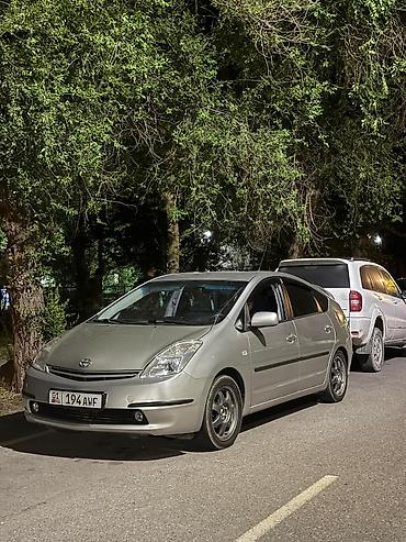 320: Toyota Prius: 2004 г., 1.5 л, Вариатор, Гибрид, Хэтчбэк — 3