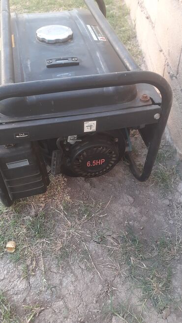 Материалы для кровли крыш: Benzinli portativ generator - Güc: 6.5 HP benzin mühərriki (çəkməli