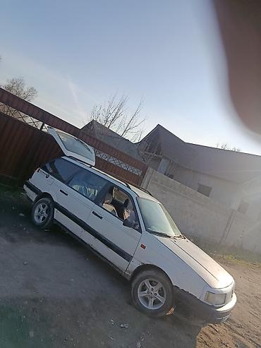 Volkswagen: Volkswagen Passat: 1990 г., 1.8 л, Бензин, Универсал — 9