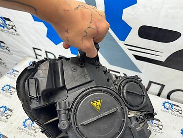 Передние фары: Передняя левая фара Mercedes-Benz 2018 г., Новый, Оригинал, Германия — 14