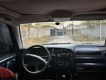 Volkswagen: Volkswagen Vento: 1995 г., 1.8 л, Механика, Бензин, Седан — 5