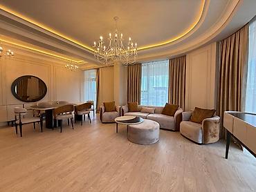 İcarəyə verilir 4 otaqlı yeni tikili 220 m², Ağ şəhər q. 6 000 AZN/ay at lalafo.az İcarəyə verilir 4 otaqlı yeni tikili 220 m², Ağ şəhər q. 6 000 AZN/ay