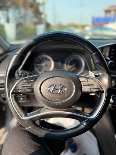 Hyundai: Hyundai Sonata: 2019 г., 2 л, Автомат, Газ, Седан — 6