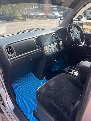куплю хонду: Honda Stepwgn: 2004 г., 2 л, Автомат, Бензин — 6