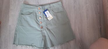şortik yupka: Women's Short XL (EU 42)