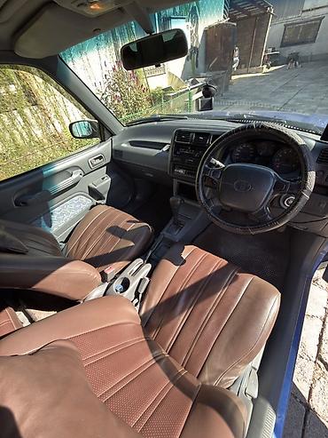roewe rx5 2023: Toyota RAV4: 1995 г., 2 л, Автомат, Бензин, Кроссовер — 9