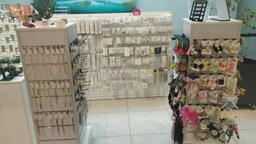 hazir biznes satilir: Salam hazir biznes satilir guneslide bravo marketin daxilinde yerlewir