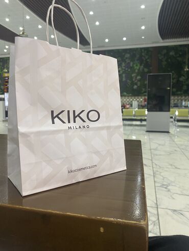 kiko lip gloss qiymeti: Makiyaj üçün baza, Kiko Milano, Yeni, Pulsuz çatdırılma