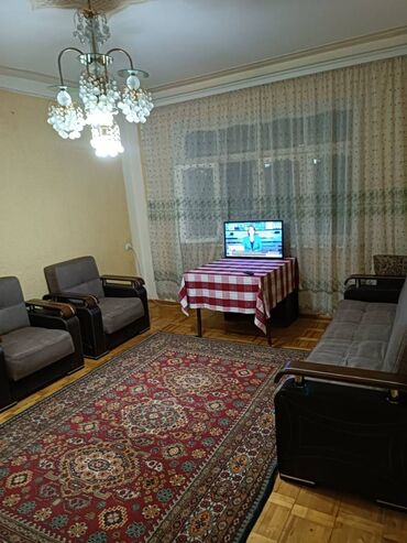 Uzunmüddətli kirayə mənzillər: Sumqayıt şəhəri, 10-cu mikrorayon, 4 otaqlı mənzil kirayə verilir