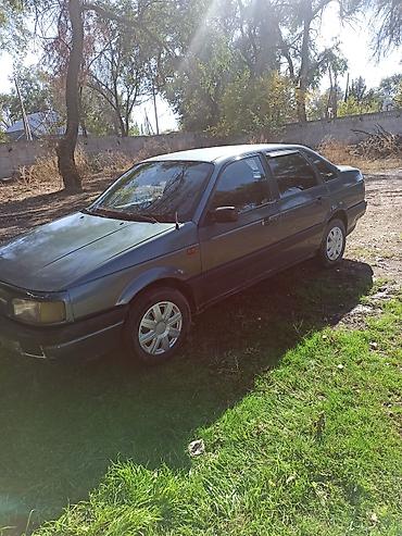 Volkswagen: Volkswagen Passat: 1989 г., Кол менен иштөөчү, Седан — 7