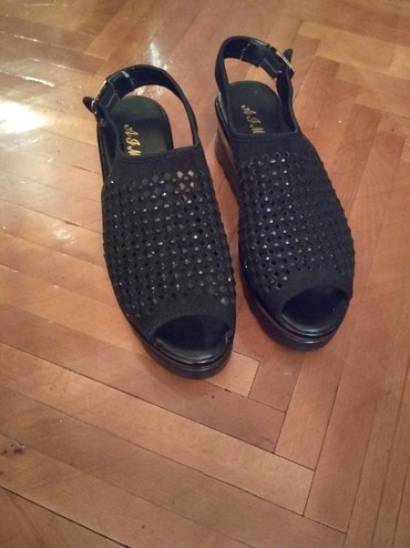 Женская обувь: Размер: 39, цвет - Черный, Новый