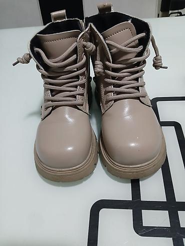 uwaq: Məhsul: Uşaq üçün dəbli qalın altlıqlar ayaqqabı/boots - Brend — 2