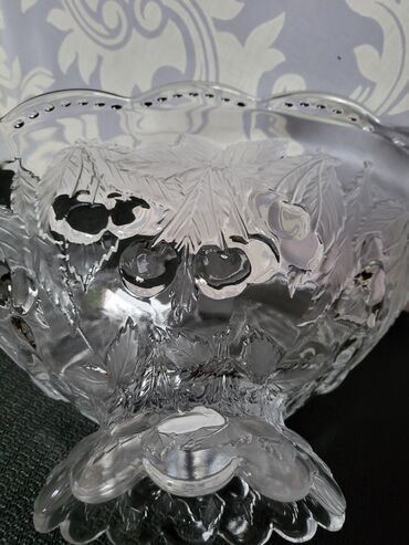 Činije: Cinija za voce za na sto,pun rad iz 70ih.god. Cinija za voce,sa mat — 13