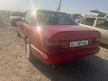 мафон w210: Mercedes-Benz W124: 1991 г., 2 л, Механика, Бензин, Седан — 6
