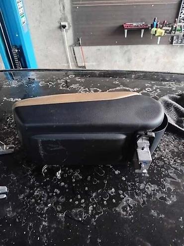 auto otpad audi: NASLON ZA RUKU ZA AUDI A6 OD 2004. DO 2011. GOD. | naslon za ruku — 2
