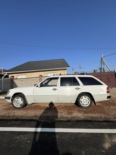 торпедо мерседес 124: Mercedes-Benz W124: 1986 г., 2.3 л, Механика, Бензин, Универсал
