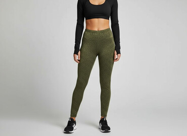 dres damski z krótkimi spodenkami: Leggings Sports for women, size S