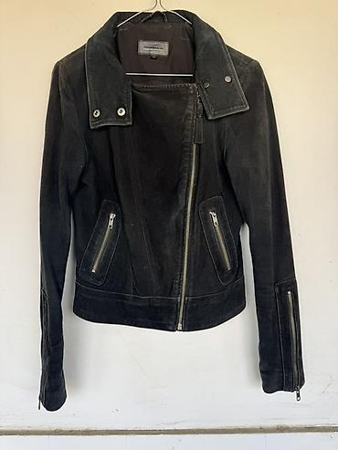 parka s: Crna ženska biker jakna od velura (brušene kože). - Materijal: mekani — 1