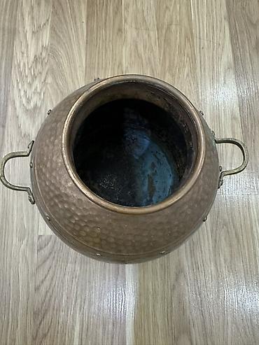 Vazalar: Bir vaza, Mis — 2