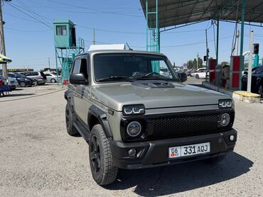 купить фронтальный погрузчик бу: ВАЗ (ЛАДА) 4x4 Niva: 2023 г., 1.7 л, Механика, Бензин, Хетчбек