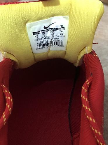 kros: Nike Original 
Az geyinilib, yaxsi veziyyetdedir
Razmer - 40.5, 41 — 3