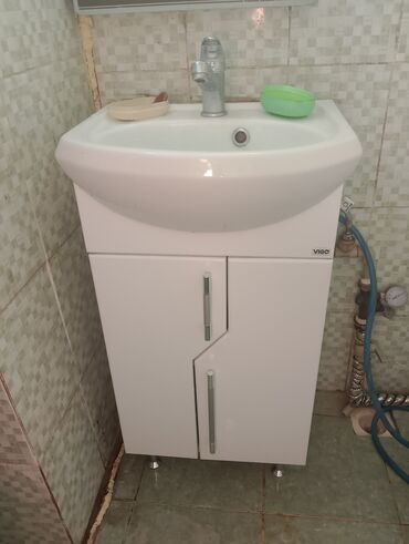 куплю кухонный шкаф: Ванна үчүн раковина, Камтылган орнотуу ыкмасы, Тегерек формасы, Материалы: Керамика