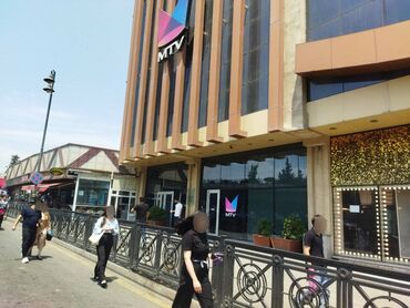 20 yanvarda restoranlar: 2 otaqlı mənzil obyekt kimi icarəyə verilir. Ümumi sahəsi 110 m²-dir