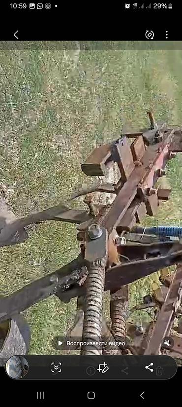 вольво полуприцеп: Фронтальный погрузчик на тракторе с кабиной - Трактор с остеклённой — 10