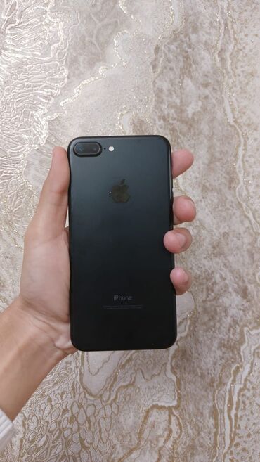 Apple iPhone: IPhone 7 Plus, 32 GB, Qara, Barmaq izi